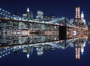 6609504-ponte-di-brooklyn-e-skyline-di-manhattan-at-night-new-york-city