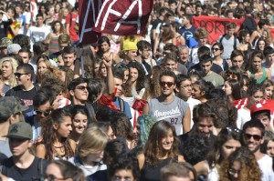 Roma, cortei degli studenti in occasione dello sciopero Nazionale della scuola