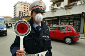 blocco-traffico-auto-roma-milano-torino-napoli-totale-targhe-alterne-o-fascia-verde-decisioni-luned-e-marted-28-29-dicembre-2015